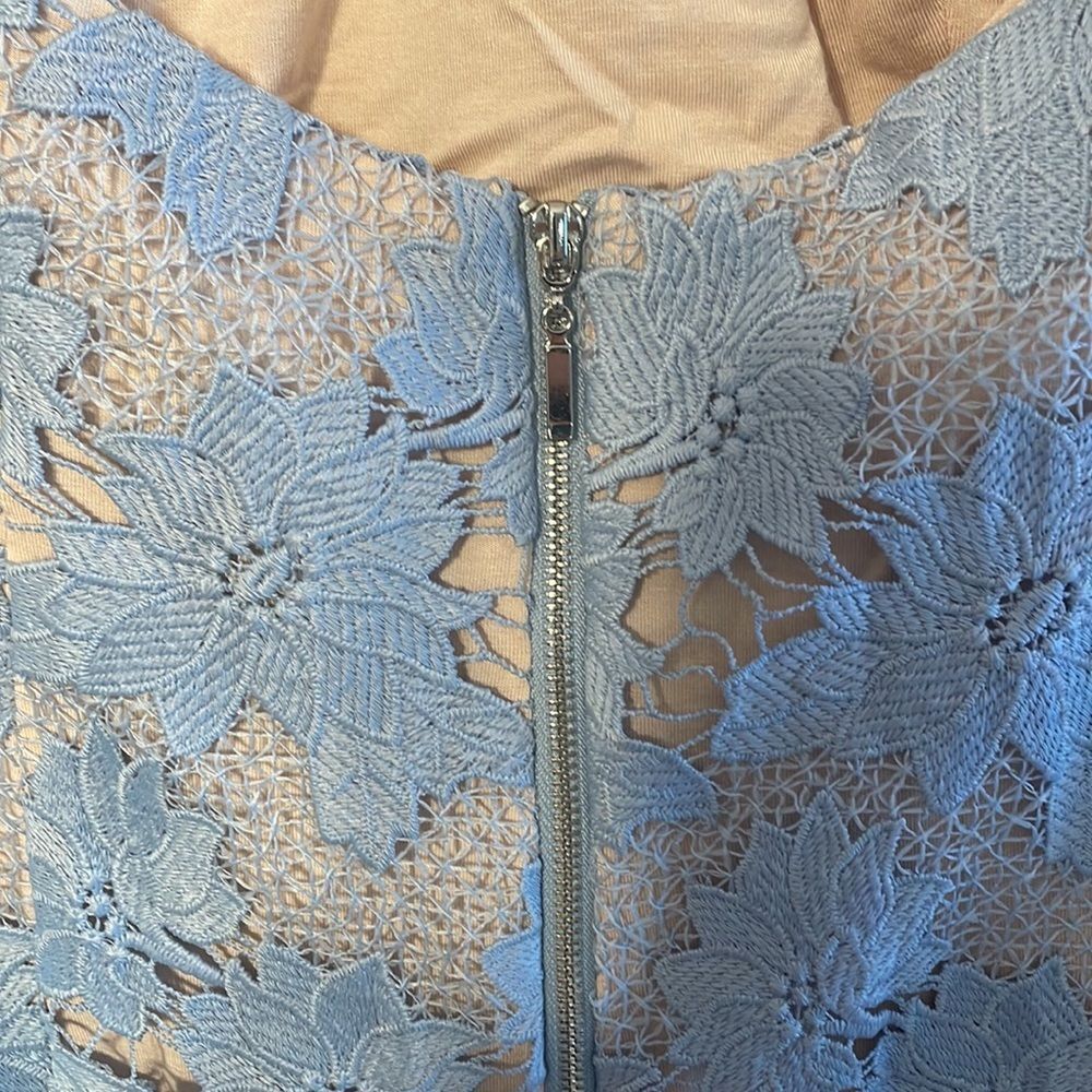 Gianni Bini Blue Lace Dress Size 6 - Picture 7 of 10